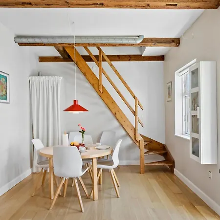 3 Bedroom Awesome In *