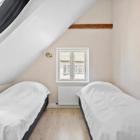 3 Bedroom Awesome In