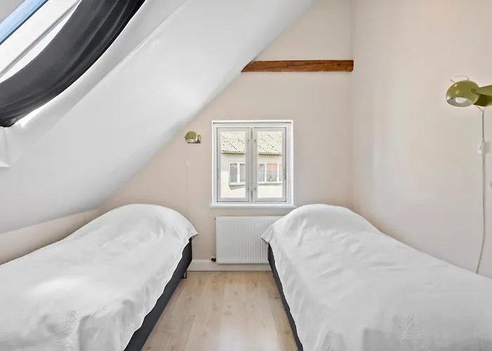 3 Bedroom Awesome In
